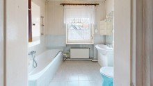 Bad OG Ohne K�uferprovision!!! Viel Platz in Haus und Hof und ein weiteres Grundst�ck obendrauf!