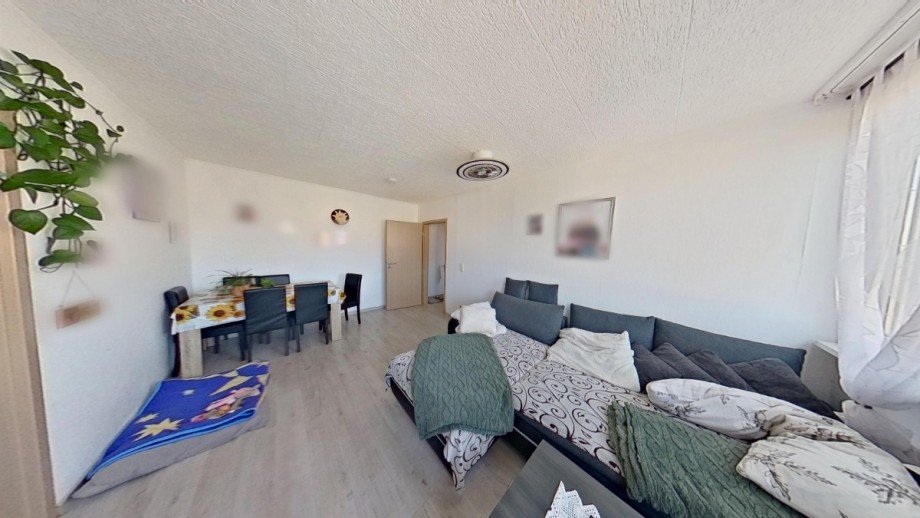 Wohnzimmer Etagenwohnung K�then/ Anhalt