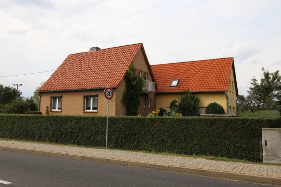 Ansicht beider Wohnh�user Einfamilienhaus K�nnern