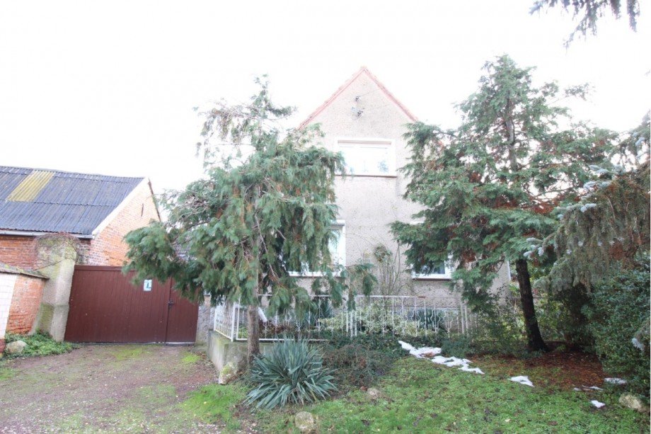 Stra�enansicht Einfamilienhaus K�nnern