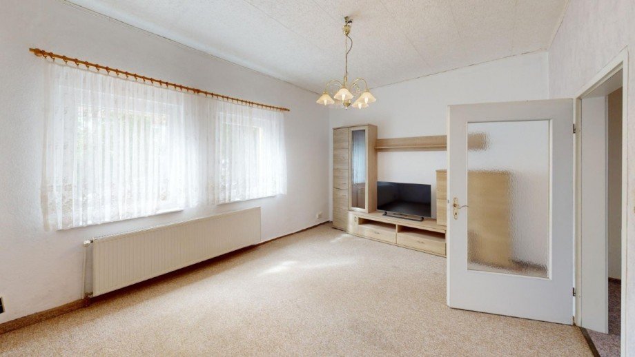 Wohnraum EG Reihenmittelhaus K�then