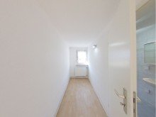 Ankleidezimmer Kleine, niedliche Wohnung mit gro�em Garten auf dem Lande