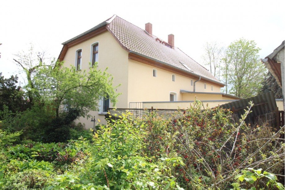 R�ckansicht Einfamilienhaus Gro�badegast