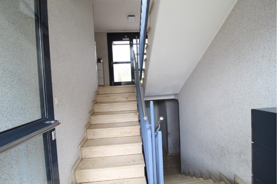 Hausflur Etagenwohnung K�then