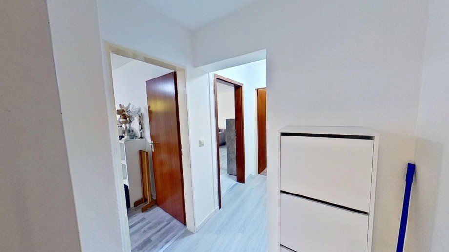 Flur Souterrainwohnung K�then/ Anhalt