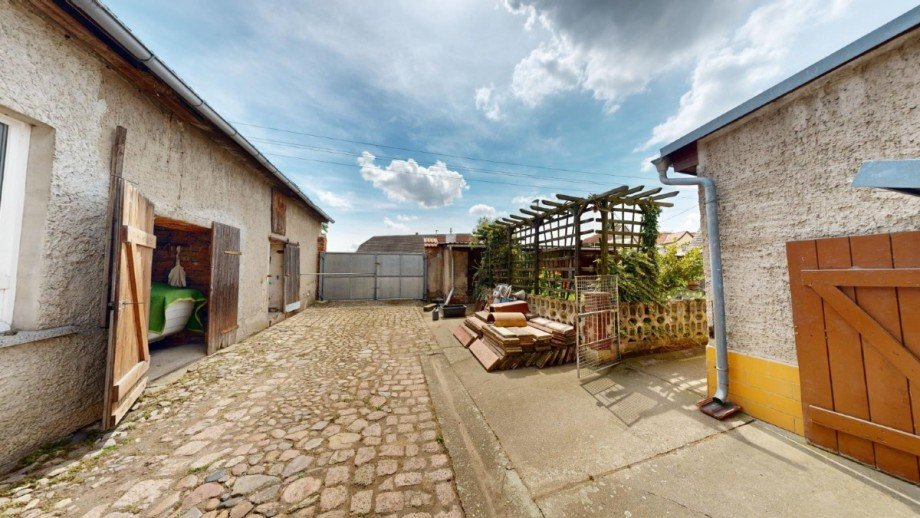 Zufahrt Bauernhaus K�then