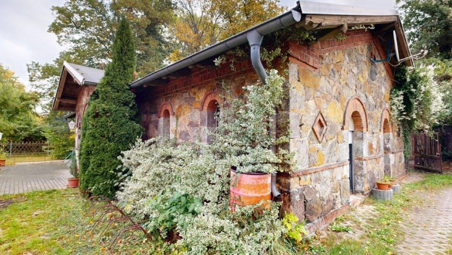 Seitenansicht Einfamilienhaus Raguhn-Je�nitz