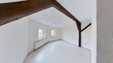 Schlafzimmer Helle, gem�tliche Dachgeschosswohnung sucht neue Mieter