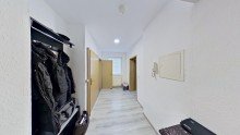 Flur Repr�sentative 3 -Raum-Wohnung mit viel Tageslicht