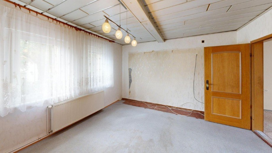 Wohnraum DG Reihenmittelhaus K�then