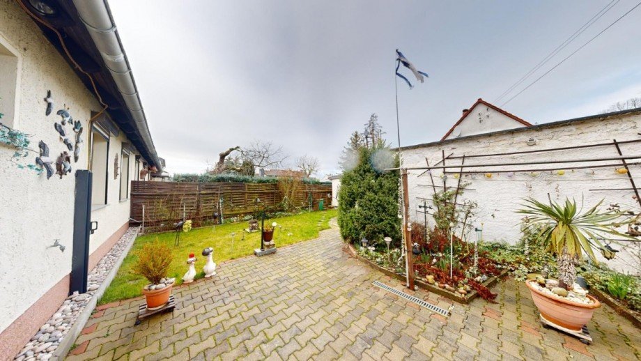 Blick in den Garten Doppelhaush�lfte K�then