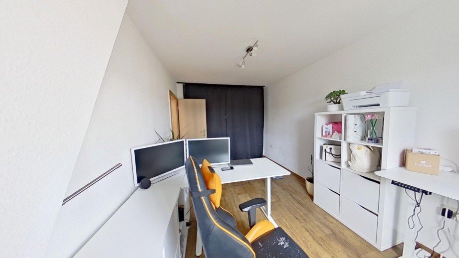 Arbeits- oder Kinderzimmer Dachgeschosswohnung K�then