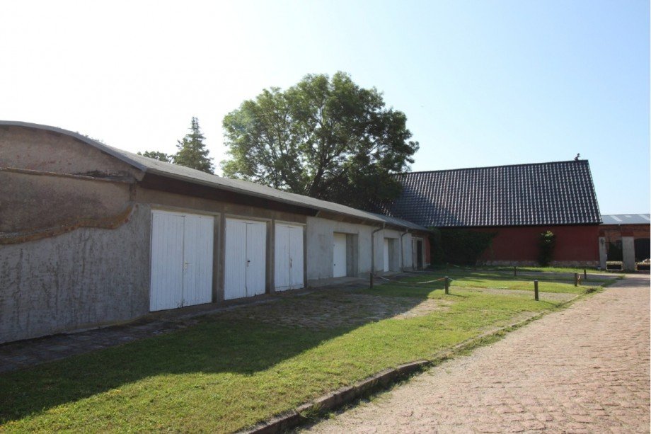 Ansicht Stra�e Einzelgarage S�dliches Anhalt