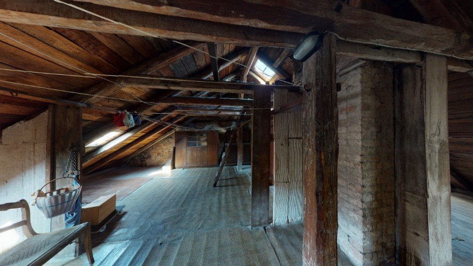 Dachboden Reihenmittelhaus K�then