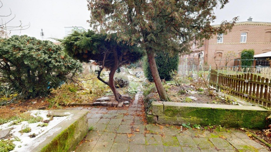 Blick in den Garten Doppelhaush�lfte K�then