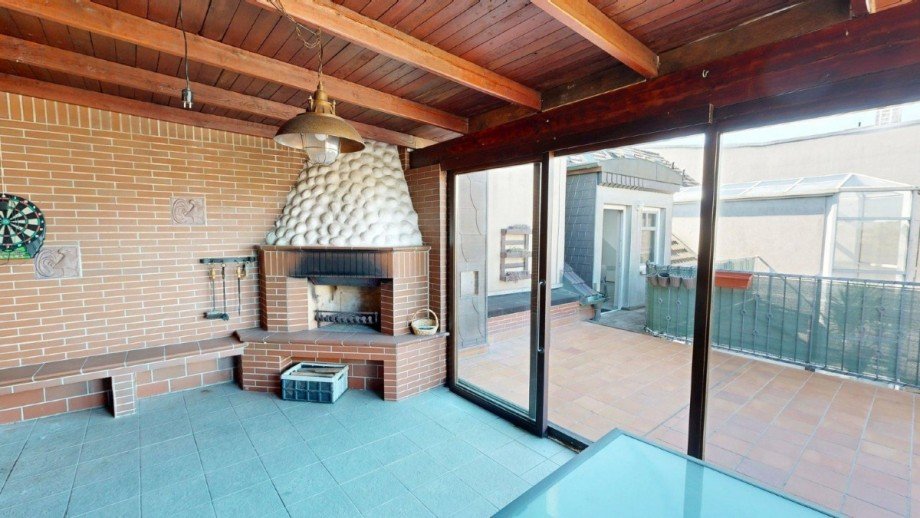 Wintergarten mit Kamin Maisonettewohnung K�then