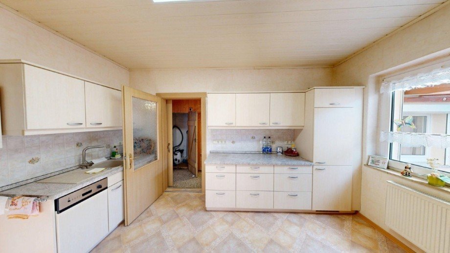 K�che Doppelhaush�lfte Scheuder